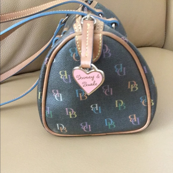 Dooney and Bourke vintage purse - Picture 2 of 6